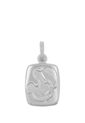 Pendentif en argent avec deux dauphins en relief face à face, leurs queues courbées formant une forme circulaire à l'intérieur d'un cadre rectangulaire.
