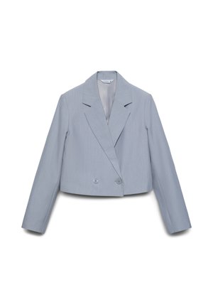 Blazer azzurro chiaro, corto, con rever a lancia, chiusura con doppio bottone e maniche lunghe. Realizzato in tessuto con trama lineare.