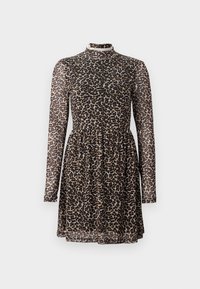 Langarm jurk van doorschijnende stof met een luipaardprint in bruin- en zwarte tinten, met een hoge halslijn en een geraffineerde taille.