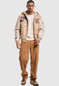 Karl Kani - Kurtka przejściowa