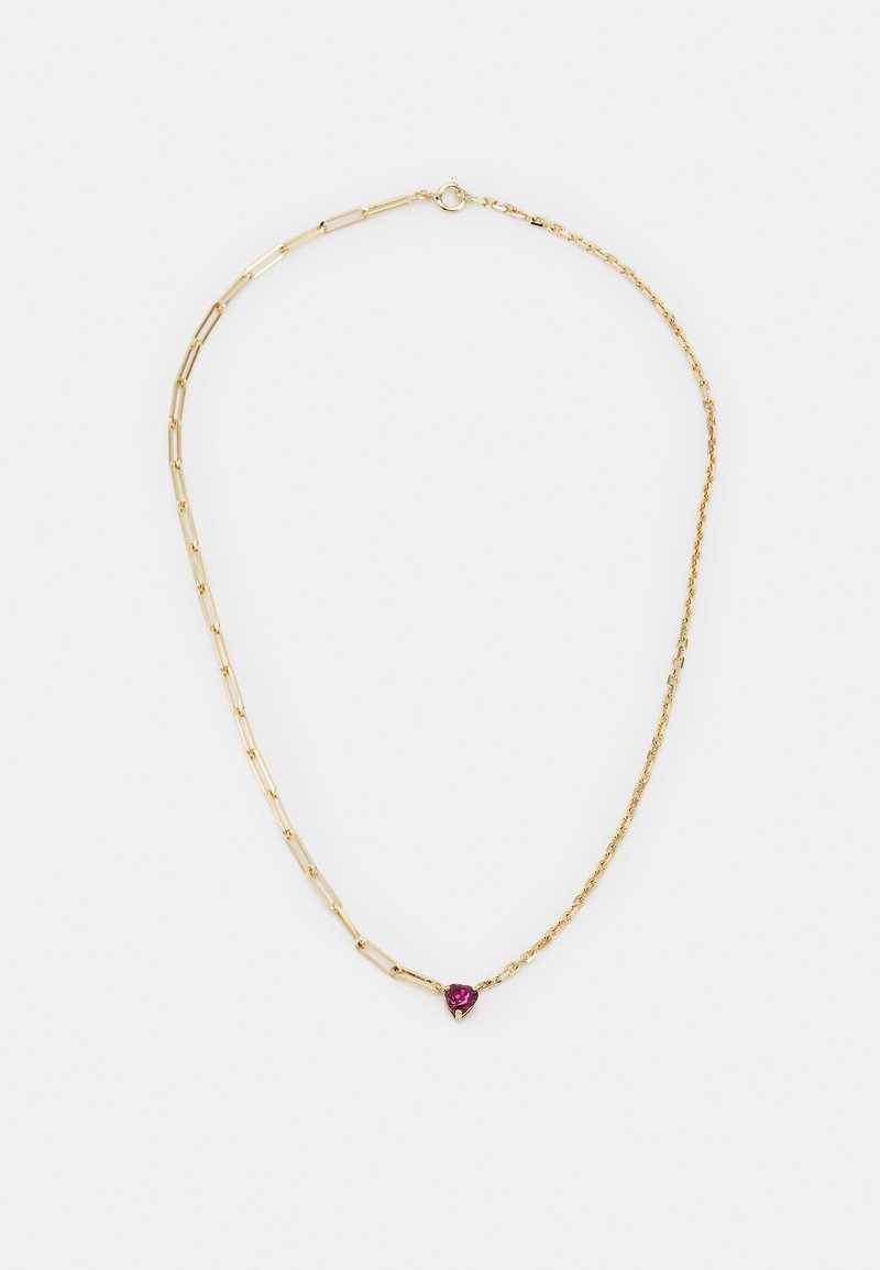 Guld kæd necklace med et hjerteformet rubin accenter. Designet skifter mellem aflange og runde led.
