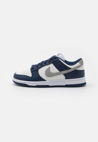 Nike Sportswear - DUNK UNISEX - Zapatillas - midnight navy/light smoke grey/summit white/white Imagen en miniatura 1