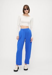 Gap Tall WIDE LEG EASY  - Nohavice - dazzling blue