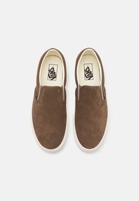 Vans CLASSIC SLIP ON UNISEX  - Joggesko - coffee liqueur