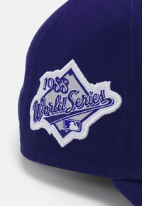 New Era PATCH EFRAME UNISEX - Gorra - dark blue