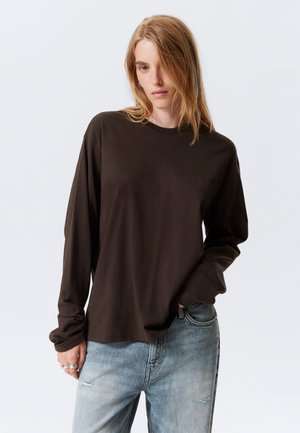 LONG SLEEVED BOXY  - Pikkade varrukatega topp - dark brown