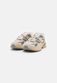 ARKK Copenhagen UNISEX - Sporta apavi - grey