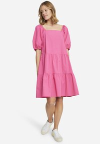 Smith&Soul SQUARE NECK VOLANT  - Sukienka letnia