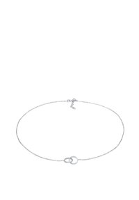 Collana in argento con pendente a doppio anello intrecciato. Il design è minimalista, con una texture liscia e un clasp a gancio.