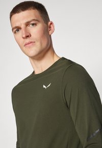 Salewa PEDROC DRY TEE - Hosszú ujjú felső - dark olive