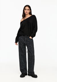 PULL&BEAR ASYMMETRIC - Maglione - black