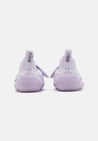 Nike Performance UNISEX - Maanteejooksu jalatsid - barely grape/daybreak/lilac bloom/doll
