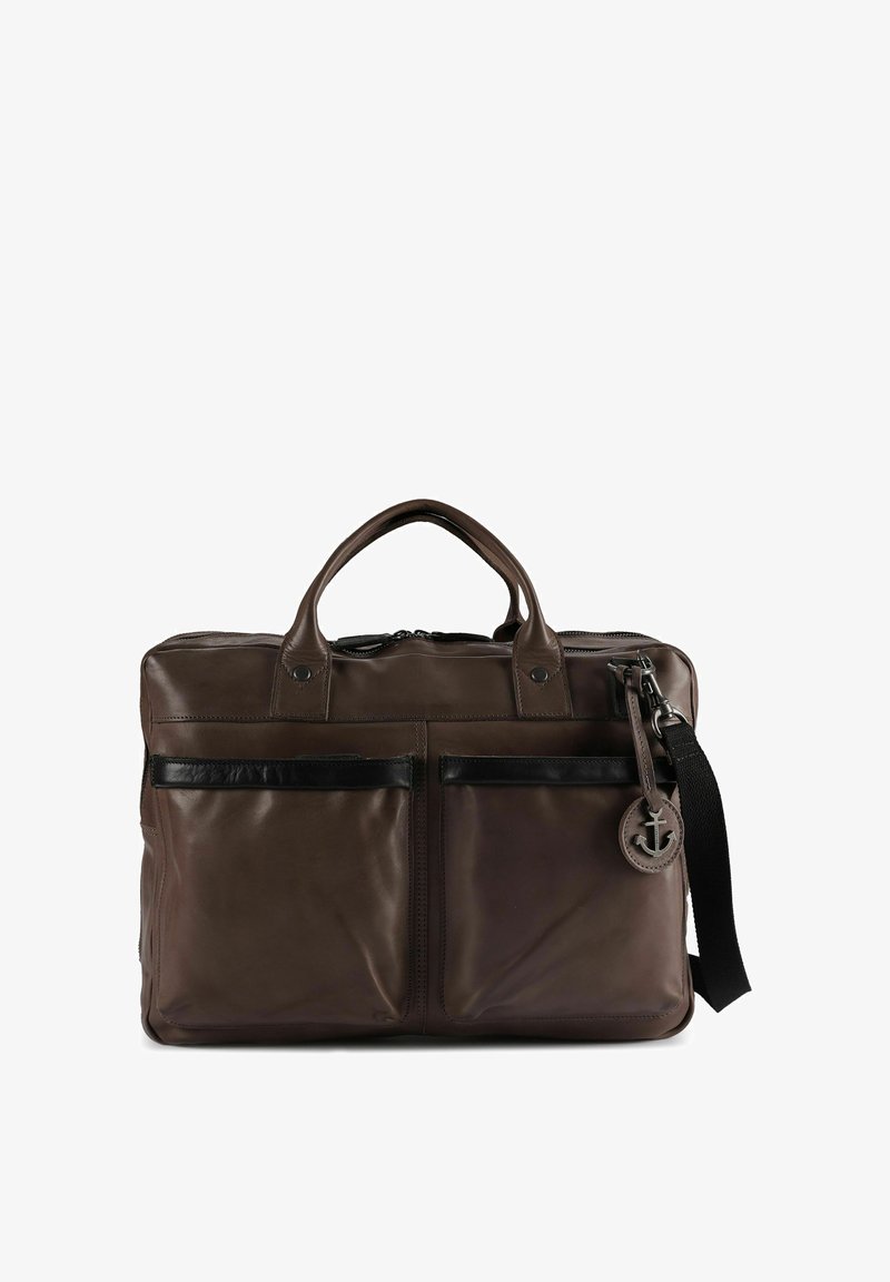 Bruine leren laptoptas met twee voorzakken met zwarte accenten, stevige handvatten en een verstelbare riem, met een ronde ankerhanger.