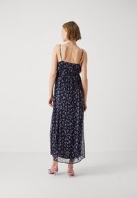 Vero Moda Maternity VMMSMILLA SINGLET WRAP DRESS - Maxi ruha - navy/luna