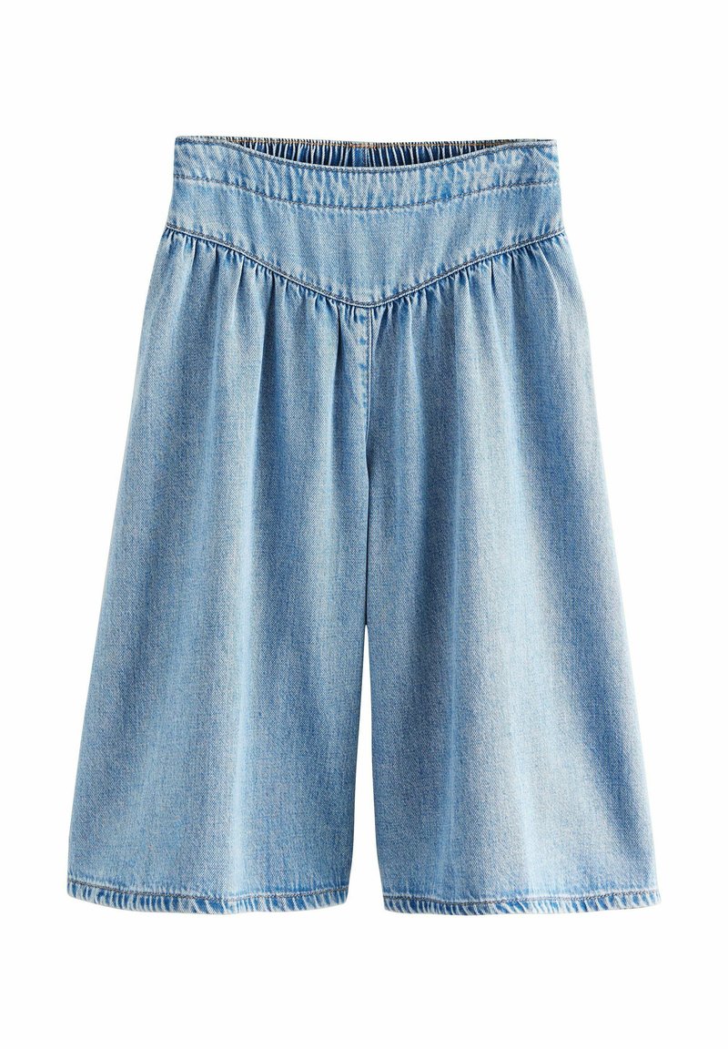 Lichtblauwe denim culottes met een wijdbenig ontwerp, elastische tailleband en geplooide textuur bij de taille. Afgewerkt met een onafgewerkte zoom.