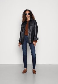 Marc O'Polo DENIM ALVA - Calças de ganga justas - dark blue/black