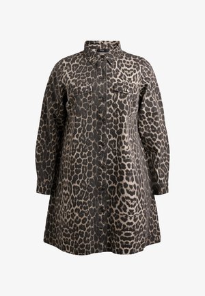 Leopard print shirt dress in beige and black, featuring a button-up front, a collar, two chest pockets, and long sleeves. Made of denim material.