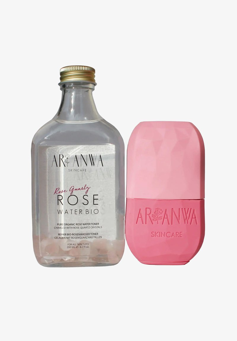 ARI ANWA Skincare - ARI ANWA SKINCARE FACIAL ICE CUBE ROSE SET FACIAL ICE CUBE ROSE SET - Set de soins du visage - rosa, Agrandir