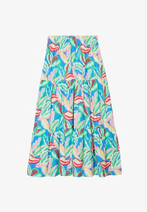 Falda de longitud a la rodilla de colores múltiples con un patrón floral que presenta hojas rojas y verdes sobre un fondo azul; cinturilla elástica, diseño en capas.