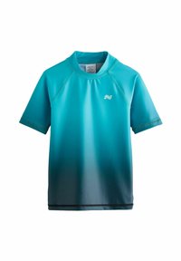 T-shirt aquatique à manches courtes en dégradé de teal, doté d'un col haut, en matériau synthétique lisse et avec un logo subtil sur la poitrine.