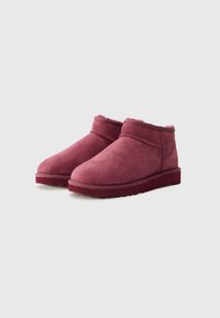 UGG CLASSIC ULTRA MINI - Botas para la nieve - burnt magenta​