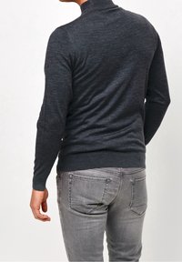 PROFUOMO Stickad tröja - anthracite