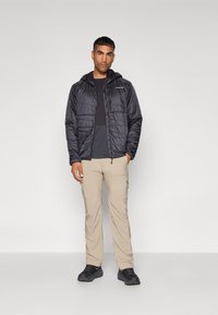 Norrøna FALKETIND THERMO40 HOOD - Vinterjakke - caviar