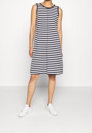 Gestreiftes ärmelloses Kleid in Marineblau und Weiß, knielang, lockere Passform. Hergestellt aus leichtem Stoff mit Rundhalsausschnitt und dezenten Seitennähten.