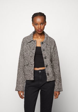 VMVALLY SHORT JACKET - Nyári dzseki - carafe
