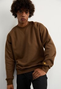 Carhartt WIP CHASE - Sweatshirt - chocolate/gold