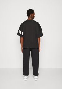 adidas Originals ADICOLOR NEUCLASSICS - Print T-shirt - black