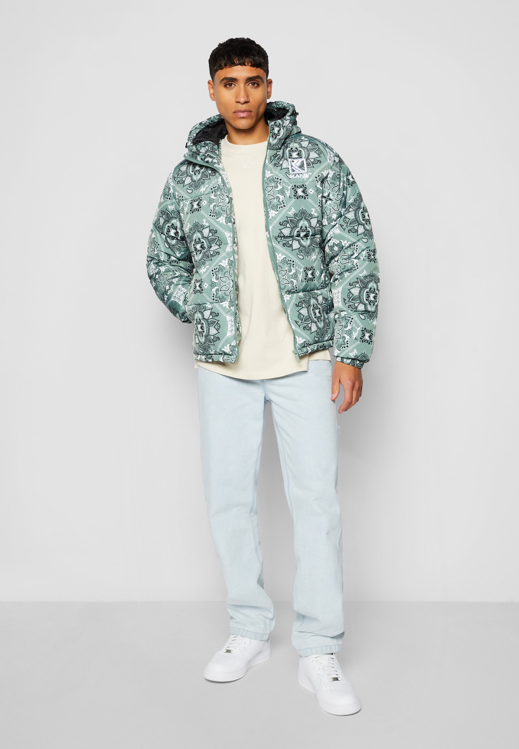 Karl Kani OG PAISLEY PUFFER - Jachetă de iarnă - dusty green/verde