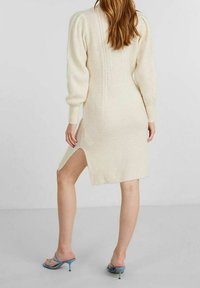 YAS Abito in maglia - beige