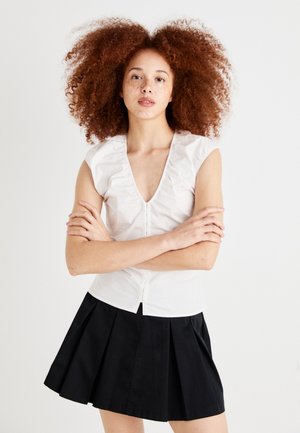 SLEEVELESS VNECK - Blūze - white