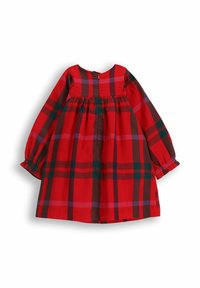 Czerwona sukienka w kratę z długimi bufkami, okrągłym dekoltem i marszczoną talią. Charakteryzuje się różnymi odcieniami czerwieni, zieleni i brązu w kratkę.
