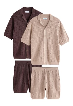Next REGULAR FIT SET  brązowy