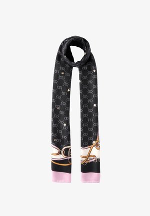 Črn svilen šal z ponavljajočim se vzorcem logotipa, okrašenim z metalnimi pikami. Prikazuje stiliziran tisk verig v pastelnih barvah.