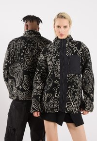 YOURTURN UNISEX - Fleecetakki - black