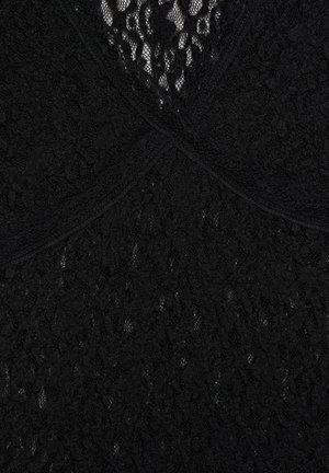 Schwarzer Spitzenstoff mit Blumenmustern und überlappenden Abschnitten, die in der Mitte ein gekreuztes Detail bilden.