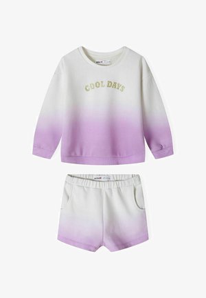 Fehér és levendula ombre pulóver és rövidnadrág szett, arany csillámmal írt "COOL DAYS" felirattal, bordázott mandzsettákkal és zsebekkel a rövidnadrágon.