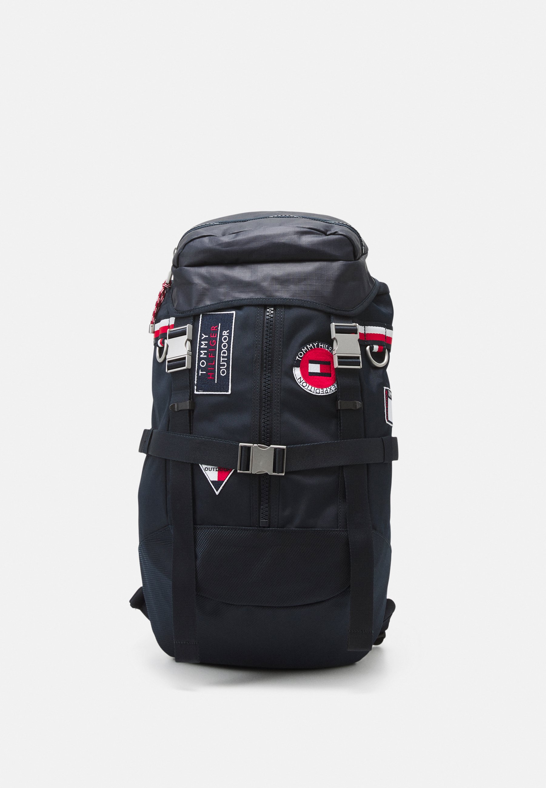 gili convertible backpack