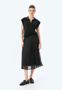 Koton Falda acampanada - black