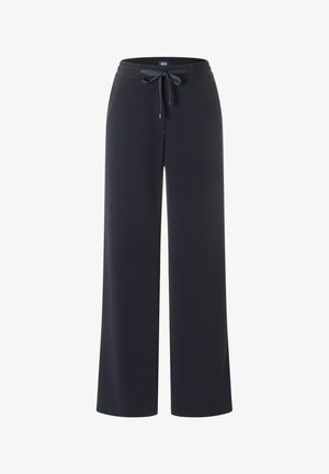 Pantalones negros de pierna ancha con cintura elástica y cordón ajustable, confeccionados en un tejido suave, sin arrugas y con un corte de media altura.