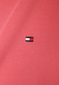 Tommy Hilfiger SLIM CORE ESSENTIAL - Poloshirt - himbeer