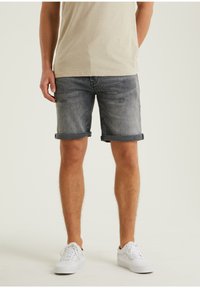 CHASIN' EGO.S SAGAN - Shorts di jeans - grey