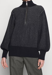 Won Hundred Svetr - dark blue