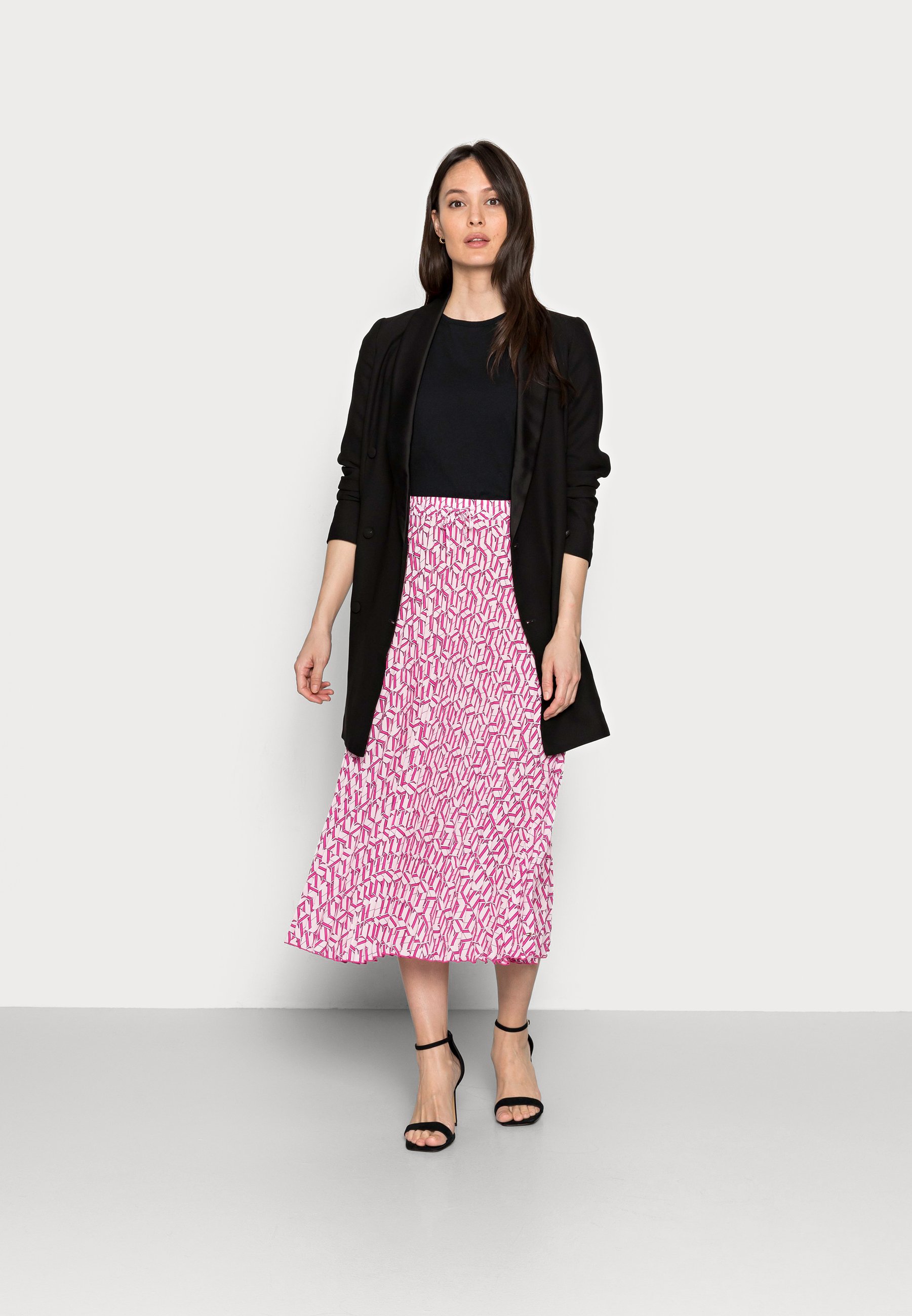 Tommy hilfiger pink skirt best sale