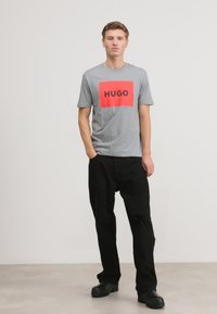 HUGO DULIVE - Tričko s potlačou - medium grey
