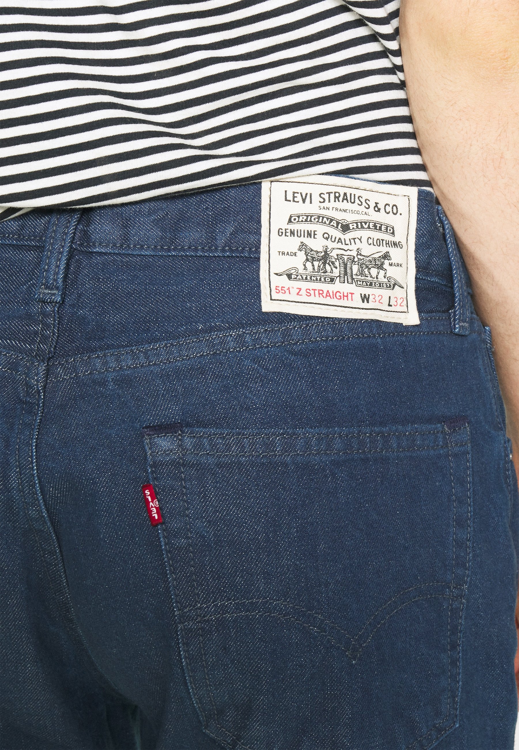 Straight leg jeans 