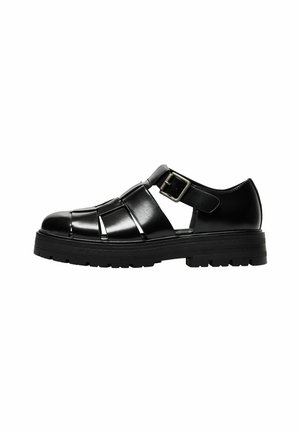 Bershka CAGE - Sandale za hodanje - black